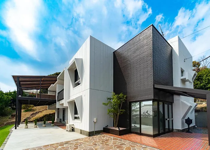 Tenangtenang-Izu Oceanic Villa-